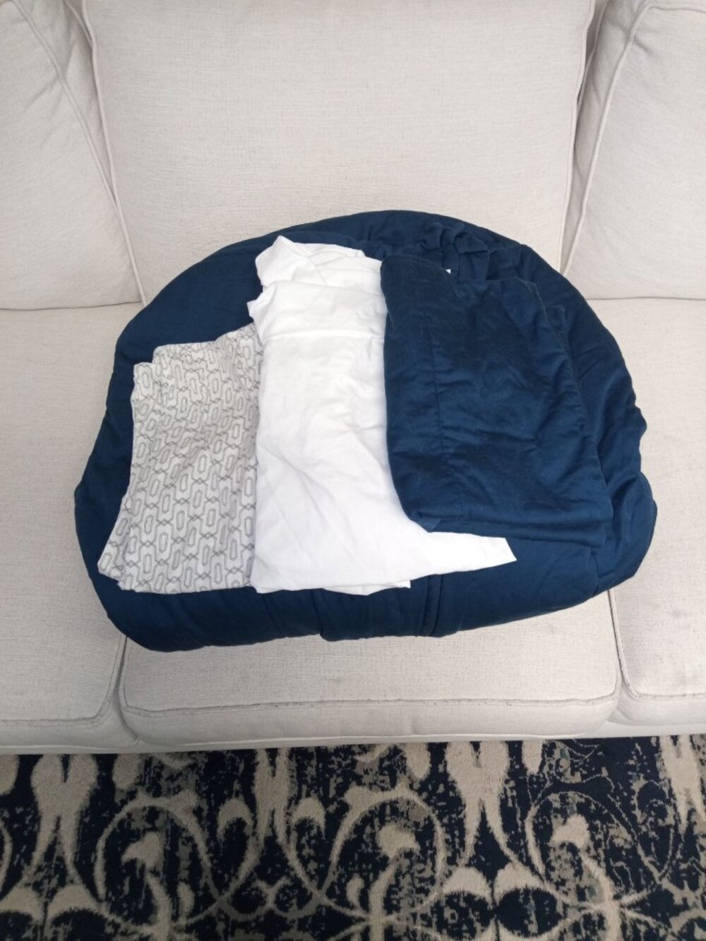 Twin Beddy's Bed Ease Navy Blue w/Sheet Set